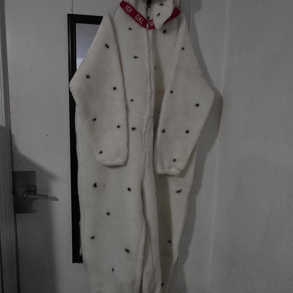 White Fleece Zip-Up Sweater